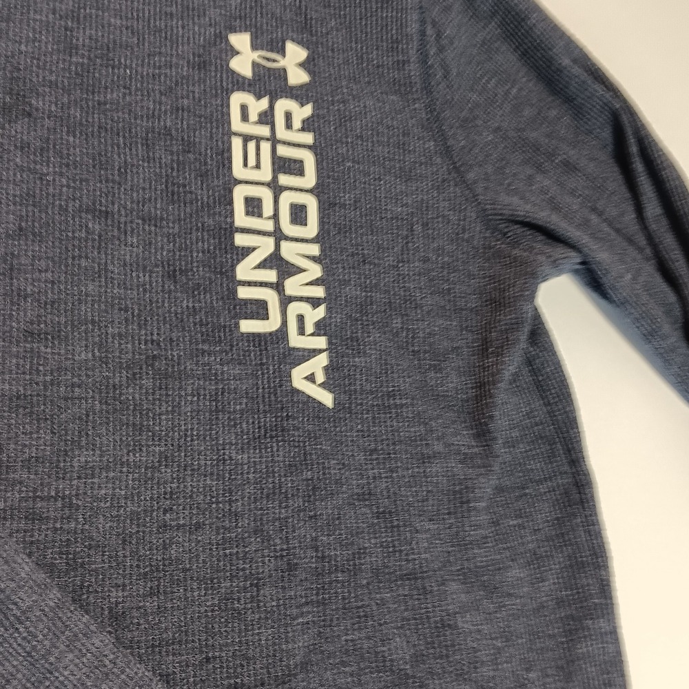 Under Armour Boys LG Gray Thermal Long Sleeve Shirt Youth Large Athletic Fit E8 - Picture 3 of 11